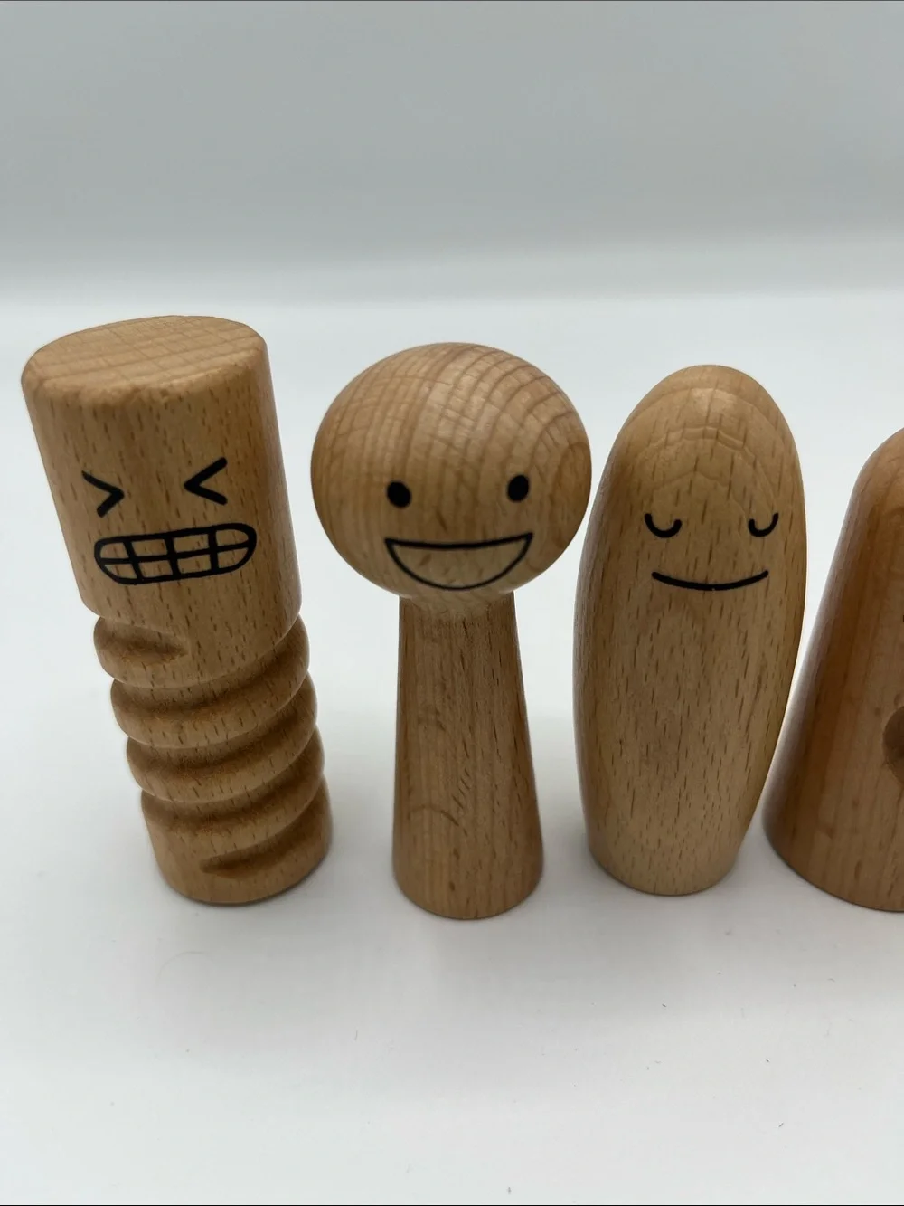 Lovevery Wooden Emotion Dolls 6pc